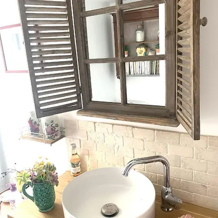 Bed & Breakfast Maison Leontine