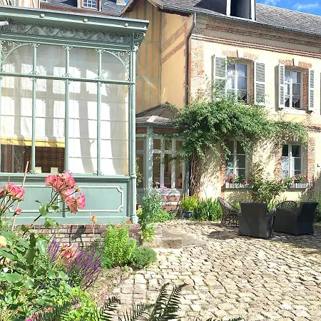 Panzió Maison Leontine 3*